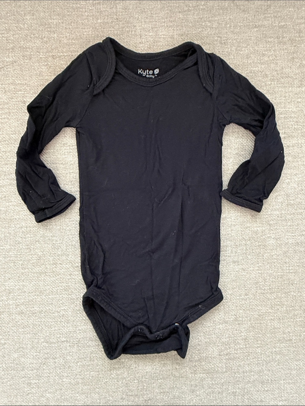 Kyte BABY Black Long Sleeve One-Piece Bodysuit 6-12